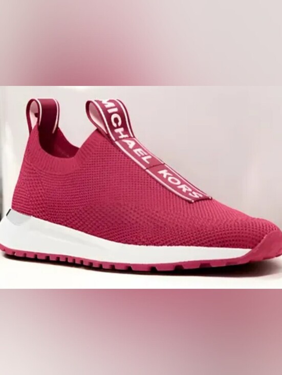 Michael Kors Shoes - MICHAEL KORS Bodie Women's Slip-On Knit Sneakers Size 7 Used Exc